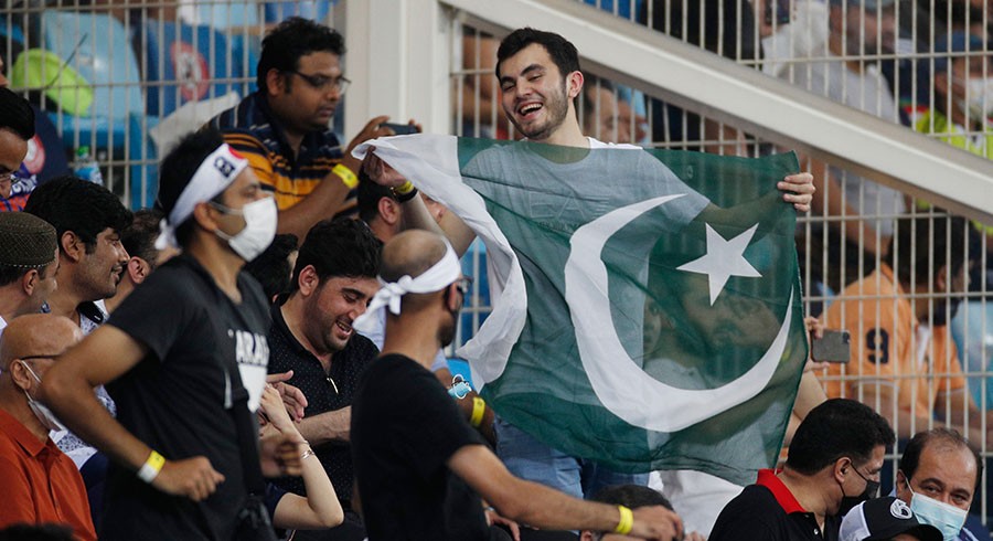 Pakistan trounce India in T20 World Cup
