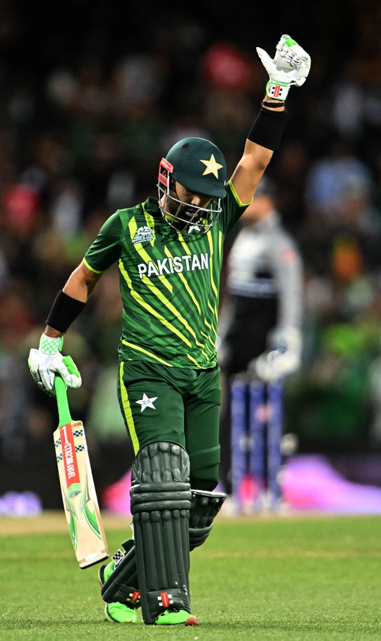 Pakistan outclass New Zealand to qualify for T20 World Cup Final