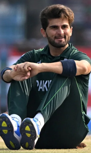 Shaheen Afridi reacts after dropping a catch