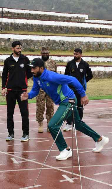 Usama Mir attempting 2 KM running Test