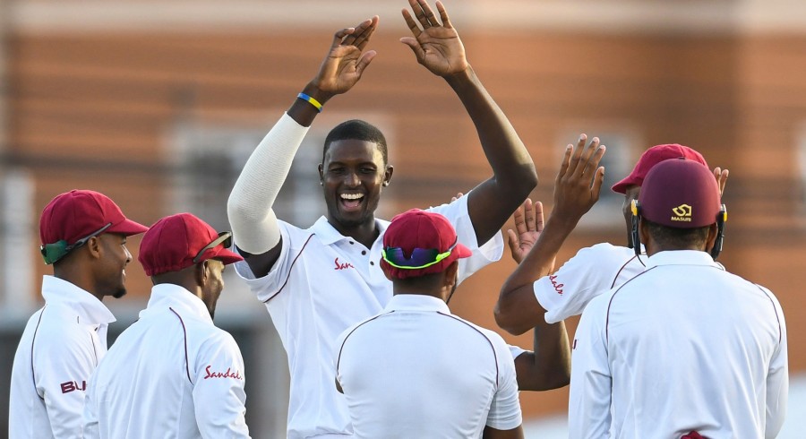 Sri Lanka lose three after ton-up Dowrich leads West Indies to 414