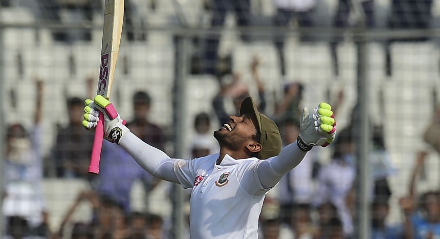 Mushfiqur's record innings puts Bangladesh on top