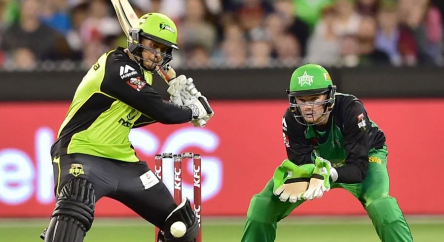 Big Bash League replaces traditional coin toss with bat flip