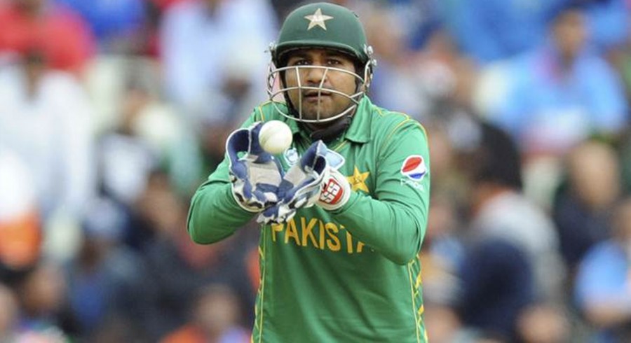 Politics should not interfere in Indo-Pak cricketing ties: Sarfaraz