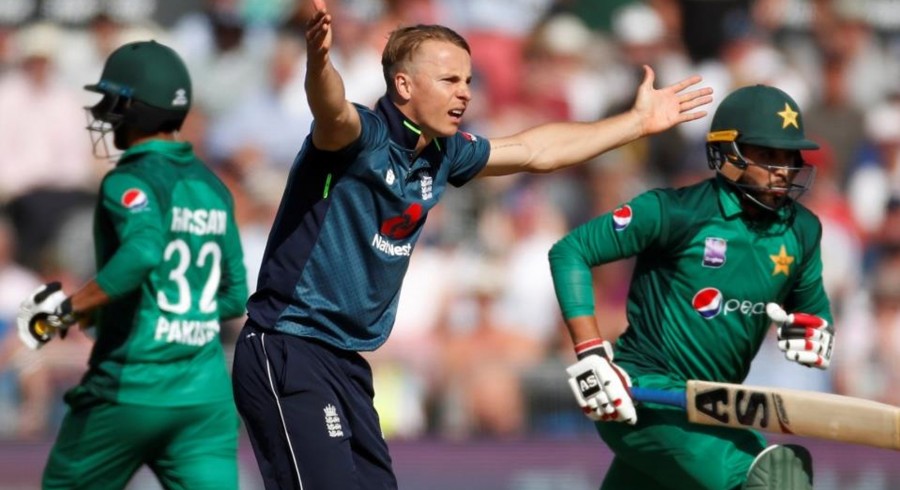 England look to seal series win against shaky Pakistan
