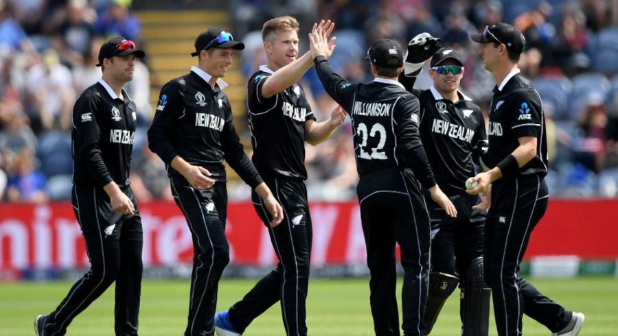 New Zealand crush hapless Sri Lanka by 10 wickets