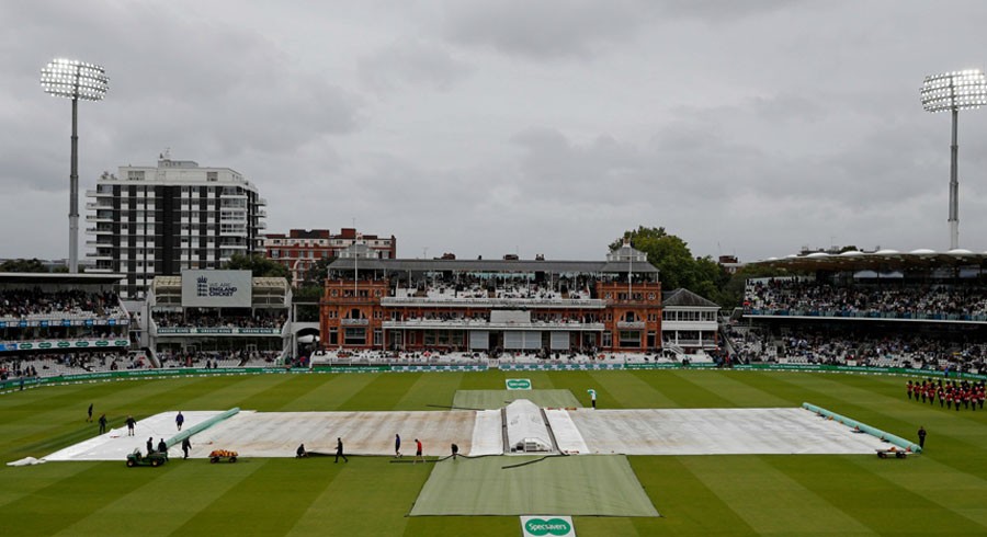 Rain stalls England onslaught on day three
