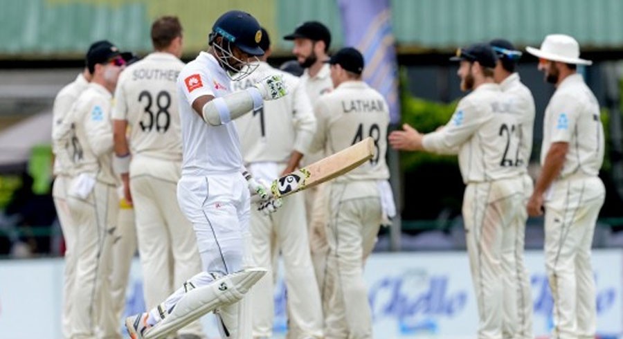 New Zealand thrash Sri Lanka to level series 1-1