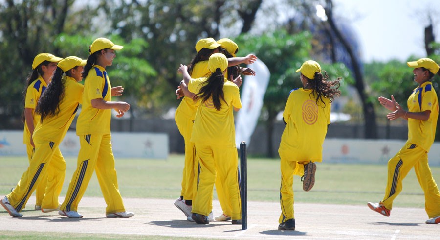 Inaugural Girls Cricket Cup takes place in Karachi