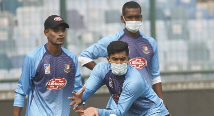 فضائی آلودگی، بنگلادیشی کرکٹرز نے میدان میں ہی الٹیاں کیں، رپورٹ