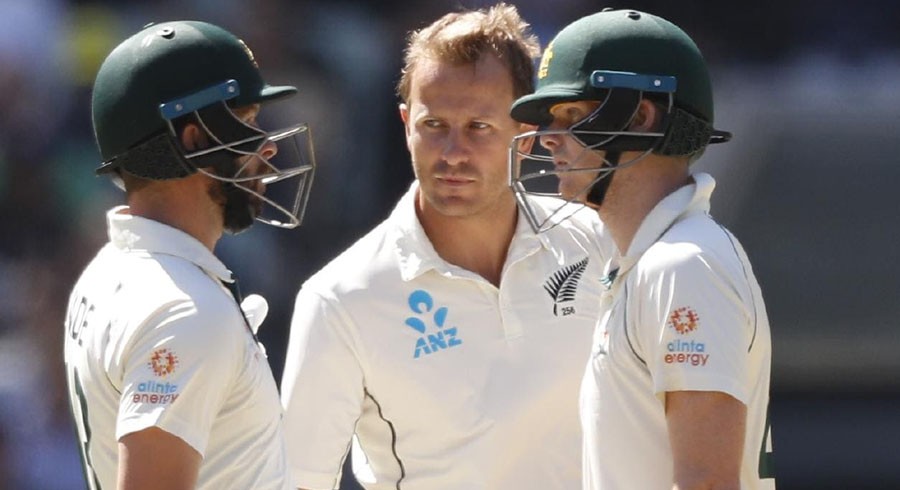 New Zealand lose early wickets as Australia take charge of second Test