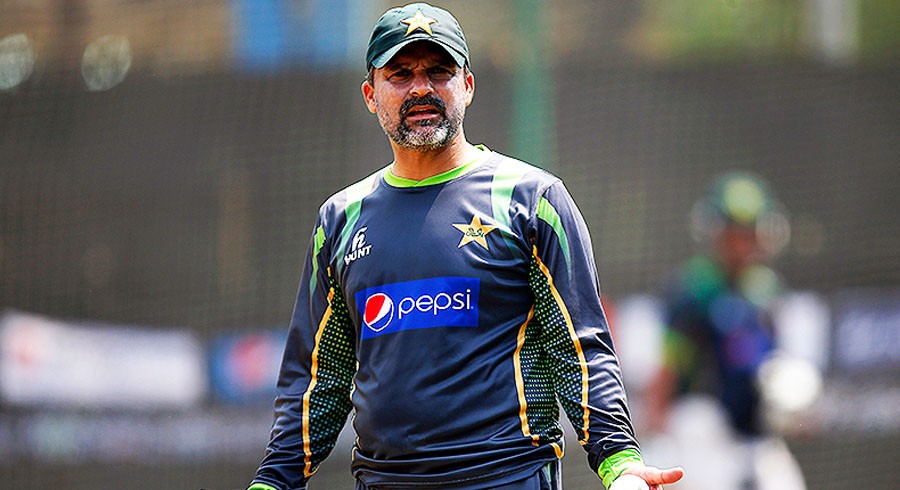 معین خان کی ٹیم میں کھلاڑیوں کے طریقہ انتخاب پر تنقید