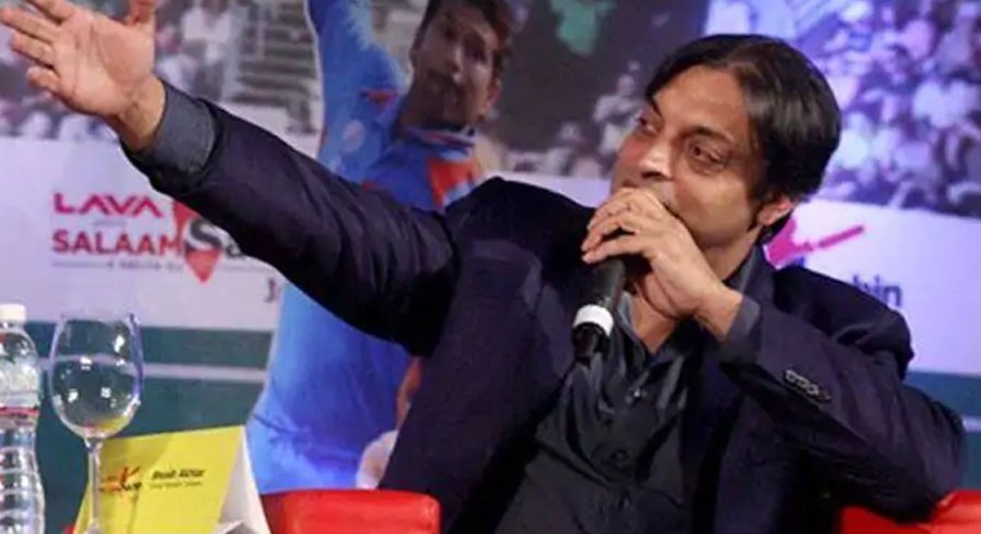 WATCH: Shoaib Akhtar makes hilarious mistake during television show