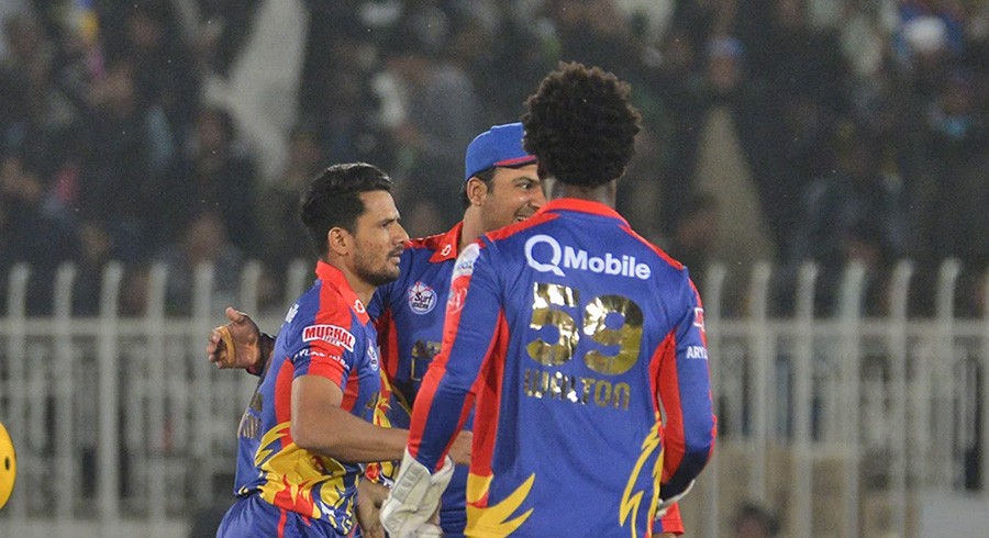 کراچی کنگز کے عامر یامین پی ایس ایل سے آؤٹ