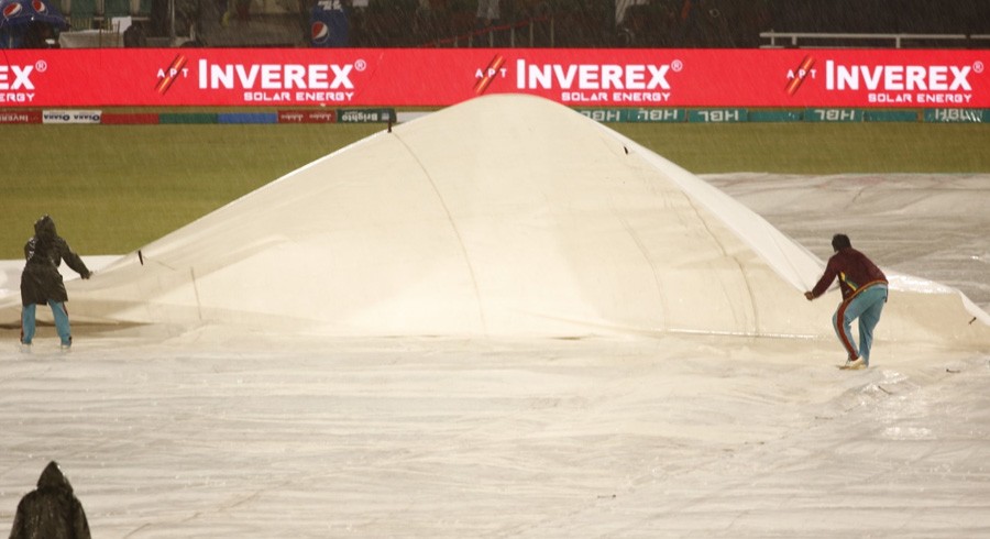 ملتان سلطانز اور کوئٹہ گلیڈی ایٹرز کا میچ بارش کے باعث منسوخ