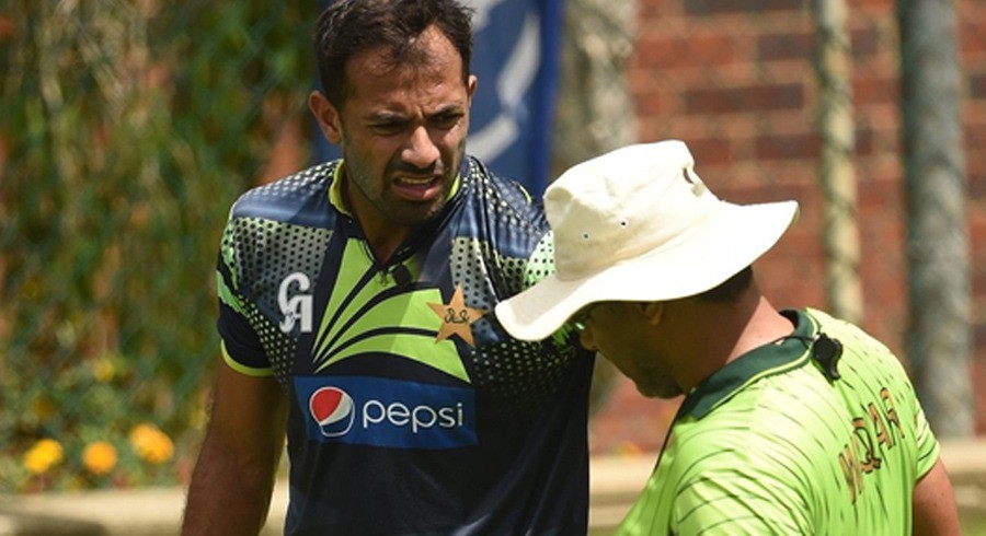 Wahab Riaz requests Waqar Younis to 'go easy' on him