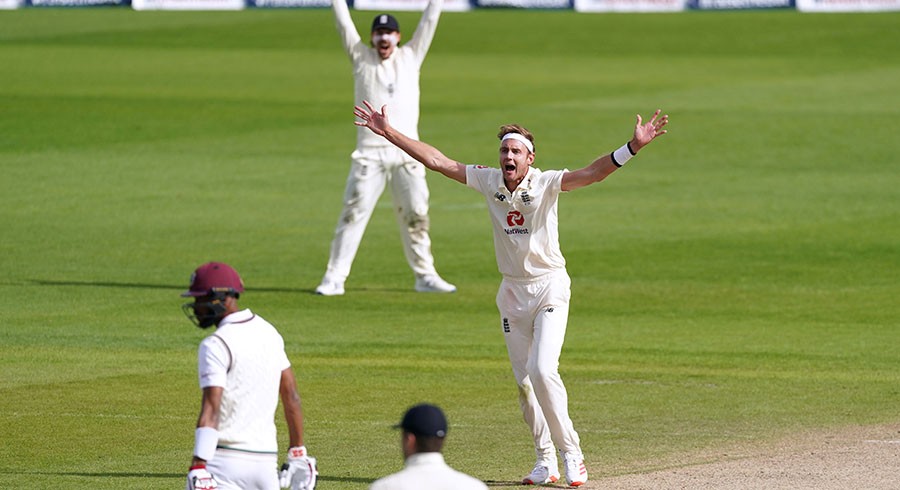 Broad boosts England's victory bid in second West Indies Test