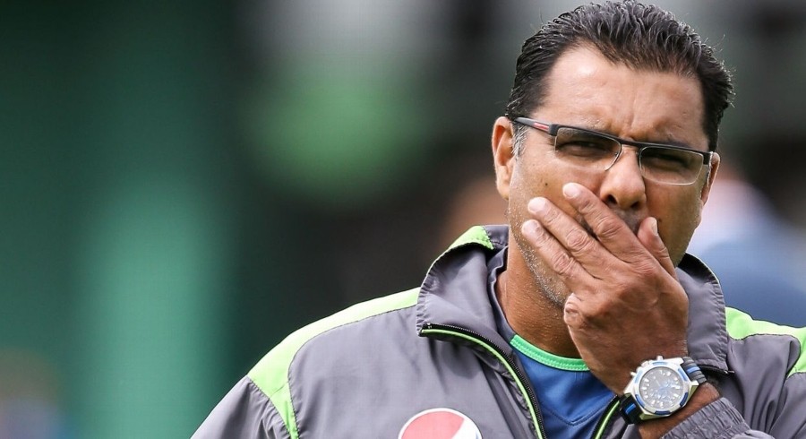 Pakistan's Waqar wants to 'stay on longer' after bad light delays in second Test