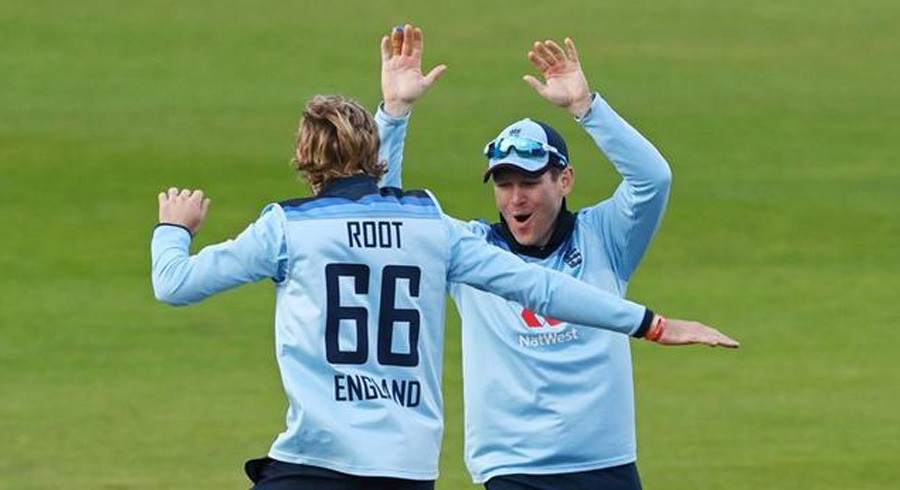 England players agree 15% pay cut as pandemic hits ECB revenues