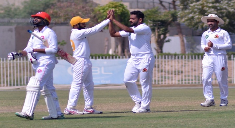 Sohail, Tabish share six wickets before Northern fightback