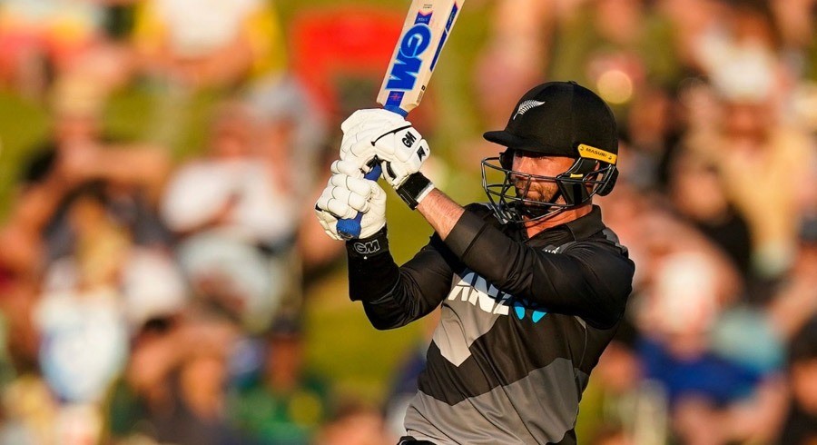 ‘Sunstrike’ interrupts play in Napier during New Zealand, Pakistan T20I