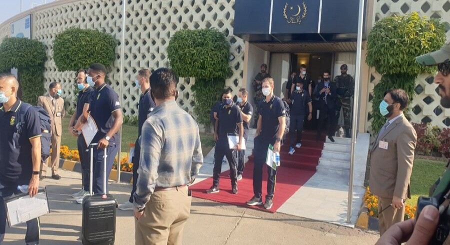 South Africa arrive in Pakistan for historic tour after 14 years