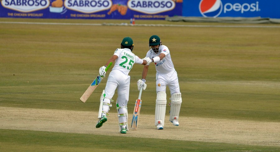 Babar Azam’s fifty highlights session two as SA bowlers toil without reward