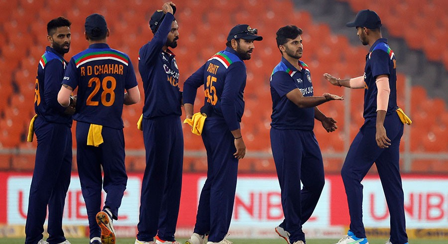 India survive final-over scare to level T20I series against England