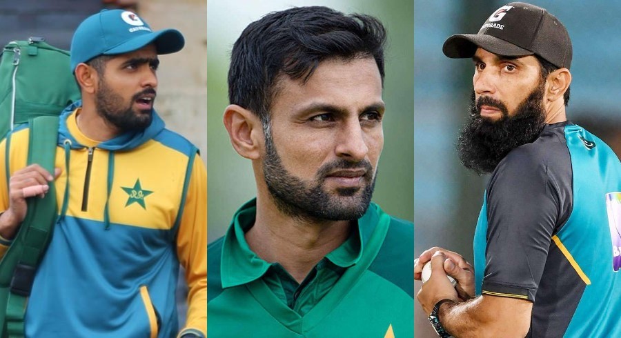 Malik hits out at ‘unacquainted decision makers’ after Zimbabwe upset Pakistan