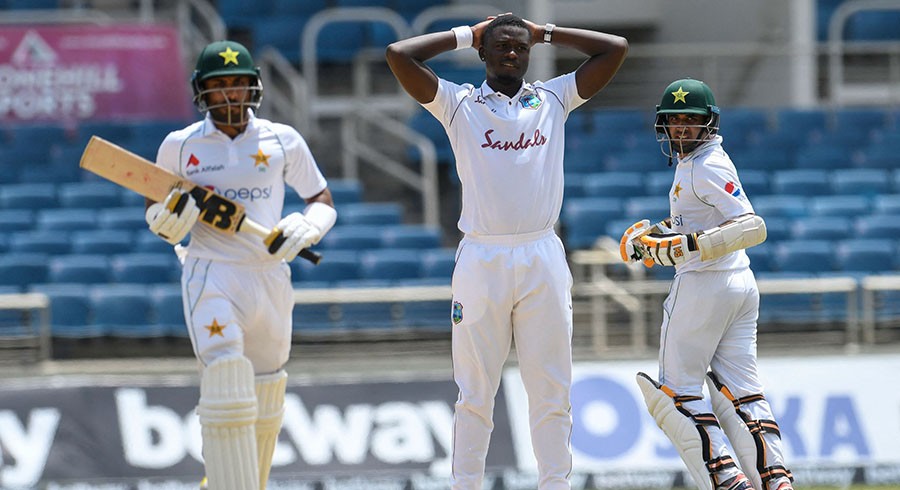 Pakistan dominate second Test, set West Indies 329-run target