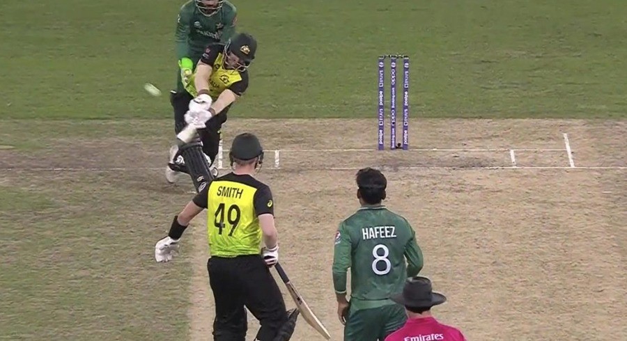 David Warner accused of 'stealing' runs in Pakistan semi-final