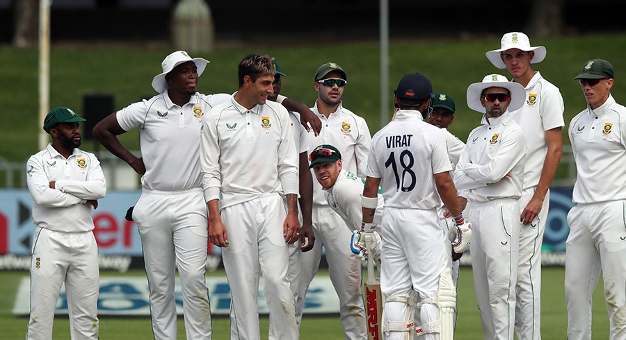 Kohli back in form but South Africa take the honours on day one