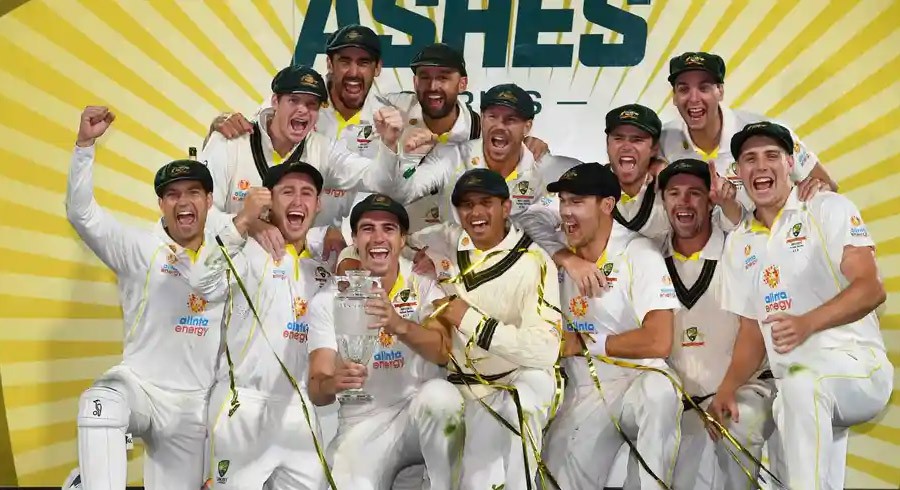 'Leader' Cummins praised for incredible gesture during Ashes trophy celebration