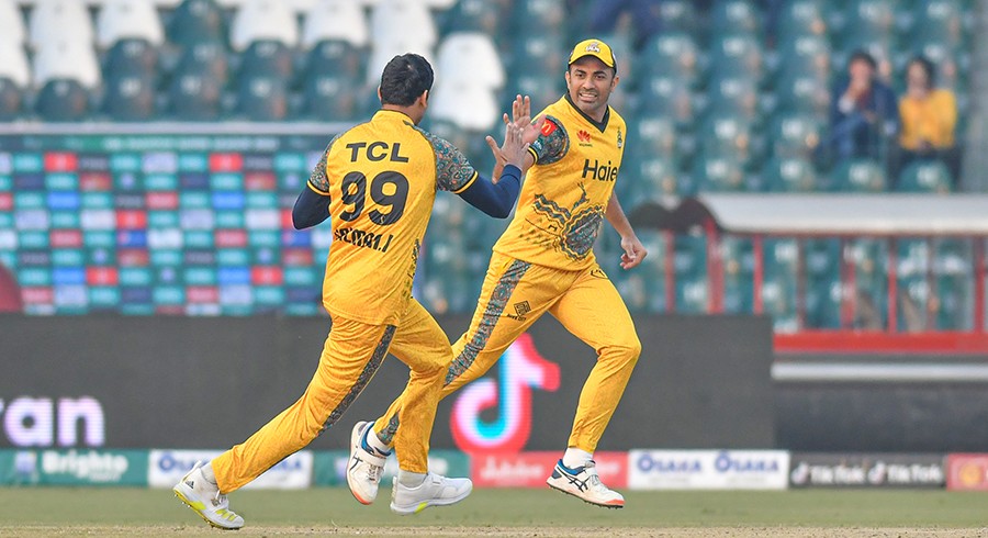 Haris, Zazai, Salman star as Peshawar claim comprehensive win over Karachi