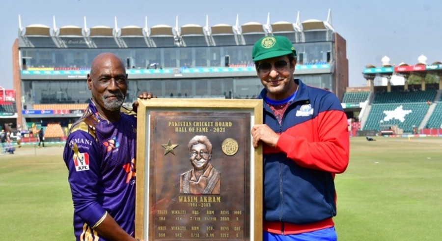 Wasim Akram formally inducted into the PCB Hall of Fame