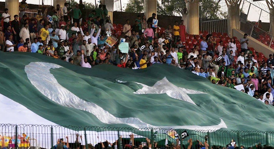 NCOC allows full capacity crowd for Pakistan-Australia series