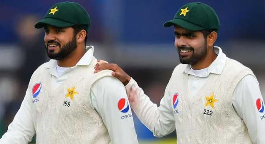 اظہر علی کو ڈراپ کرنے سے متعلق افواہوں پر بابراعظم نے خاموشی توڑ دی