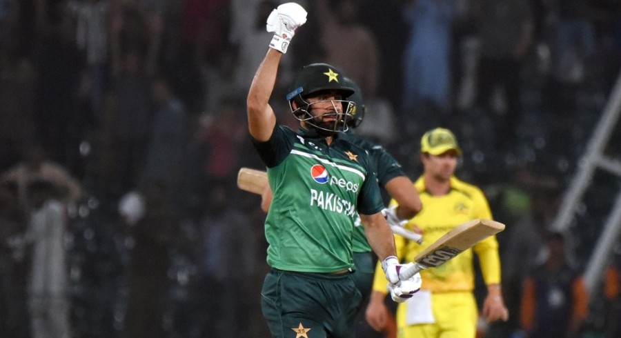 Pakistan sets new record with highest successful run-chase against ...