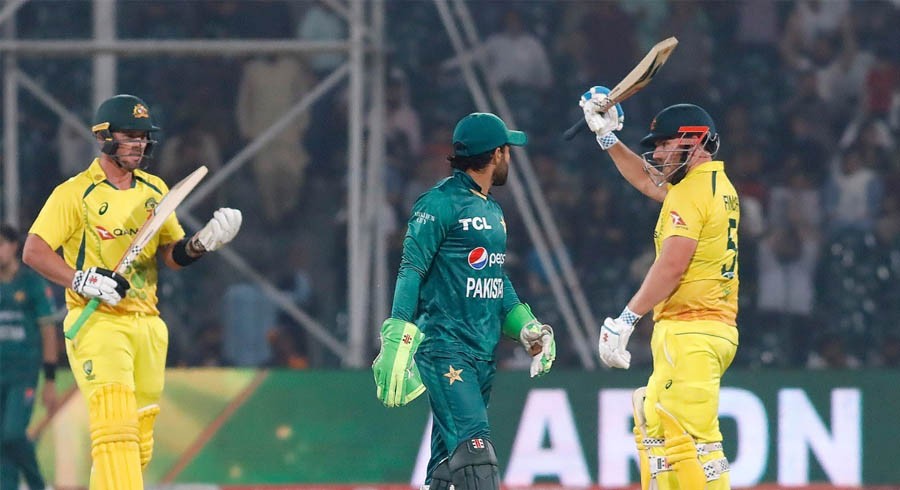 Finch guides Australia to victory over Pakistan in one-off T20