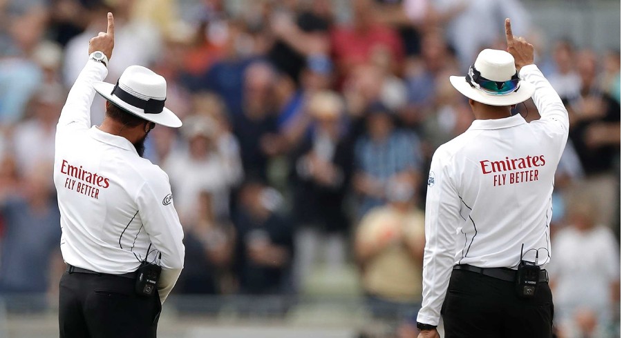 Test cricket sees return of neutral umpires