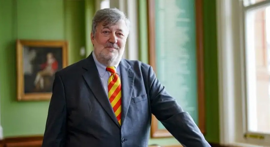 Cricket-loving actor Stephen Fry named as next MCC president