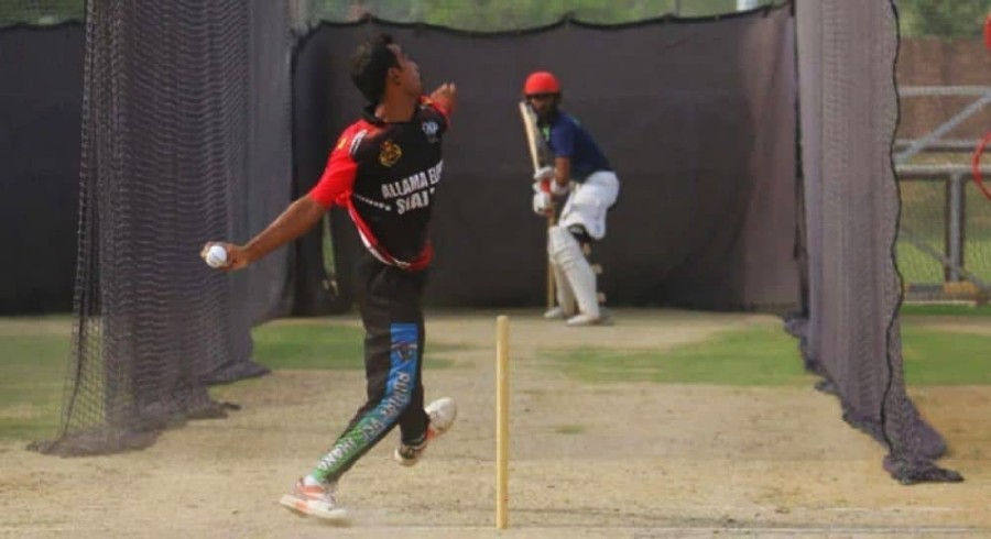 Lahore Qalandars unearth a Malinga-style bowler in their trials