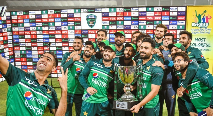 پاکستان نے ویسٹ انڈیز کو ون ڈے سیریز میں وائٹ واش کردیا