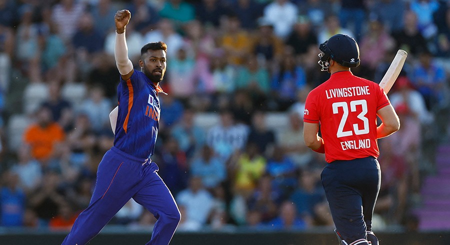 Pandya brilliance powers India to win over England in first T20