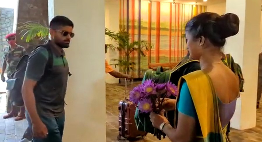 Pakistan team reaches Galle for first Sri Lanka Test