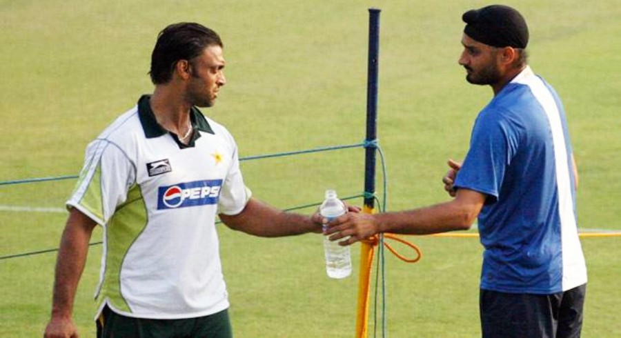 Harbhajan Singh reveals his friendships in Pakistan cricket team