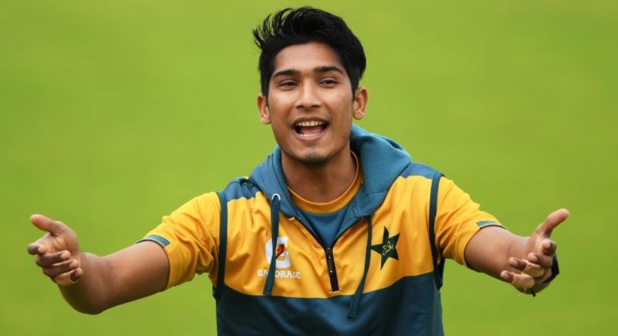 محمد حسنین ایشیا کپ کے لیے قومی اسکواڈ کا حصہ بن گئے