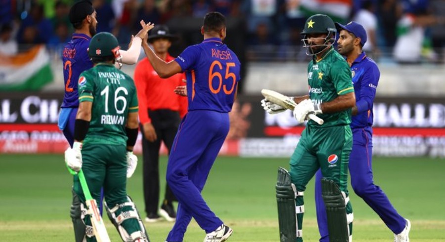 Sporting gesture from Fakhar Zaman in India-Pakistan Asia Cup clash