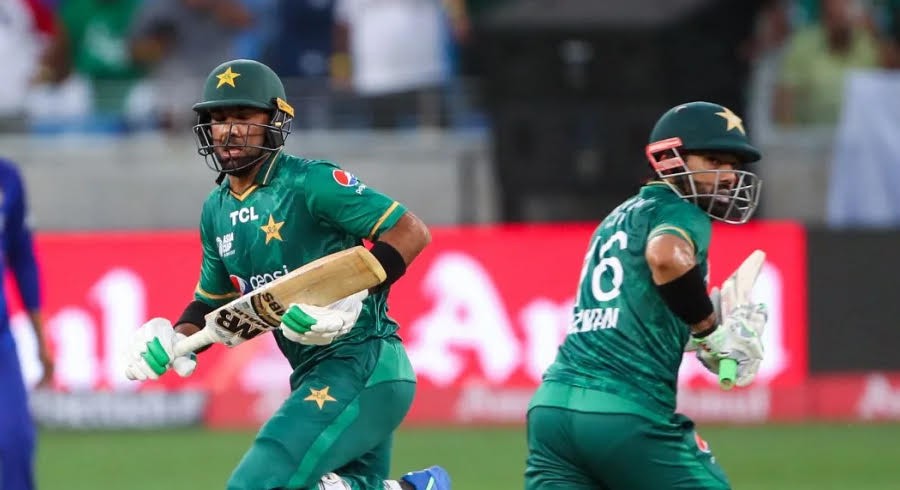 بیٹنگ میں لمبی شراکت کی کمی پاکستان کو کھٹکنے لگی