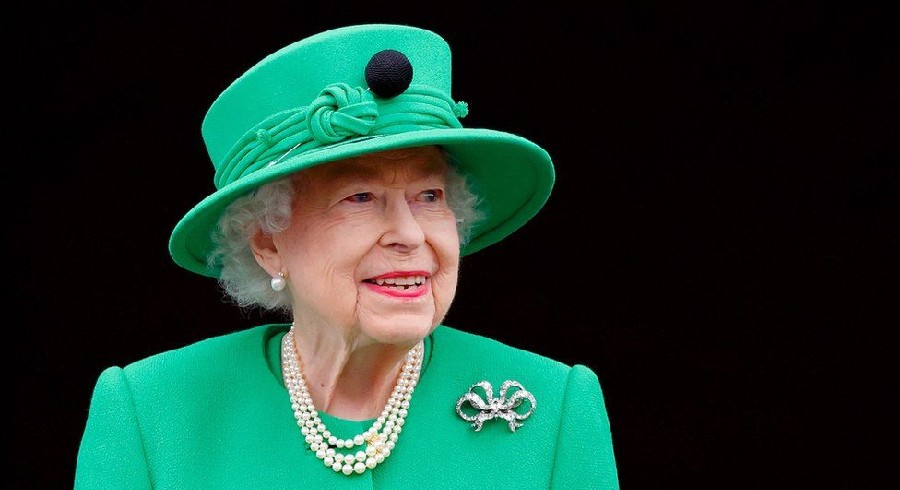 Second day of Test called off following death of Queen Elizabeth